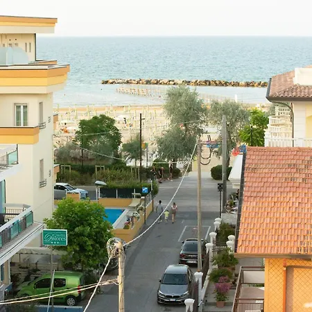 Ella By Interlux Hotel 2*