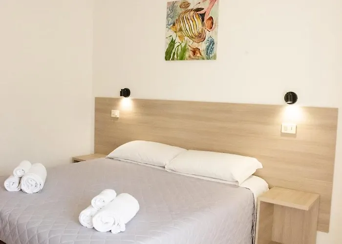 Hotel Ella By Interlux 2*