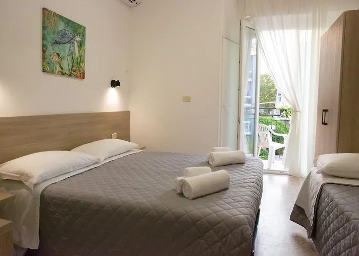 Hotel Ella By Interlux 2*