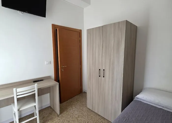 Szálloda Ella By Interlux Viserba Di Rimini